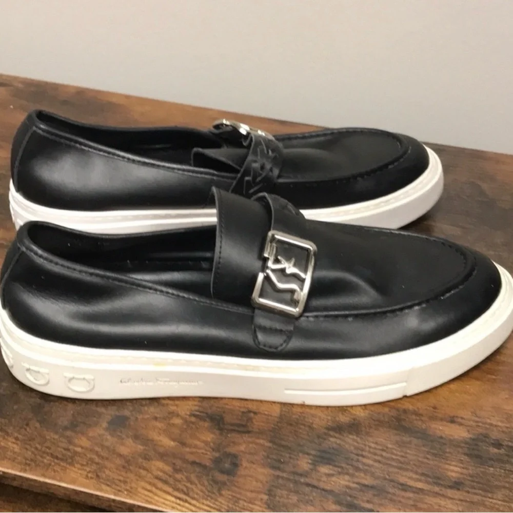 Salvatore Ferragamo Black Leather Loafers - Picture 4 of 6